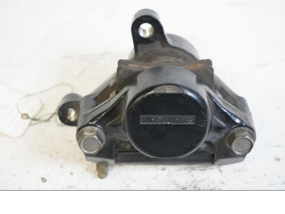 Framsidan på Bromsok från en Yamaha XVS 1100 -2000 motorcykel.