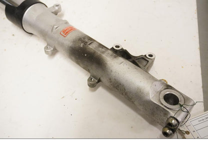 Baksidan på Gaffelben från en Honda CBR 600 RR -2003 motorcykel.