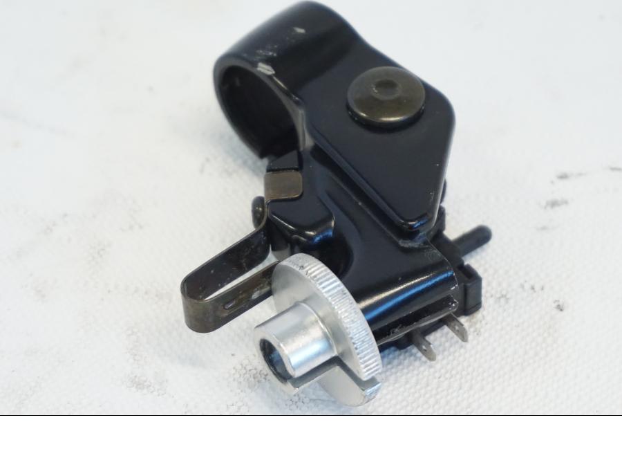 Vänster sida på Kopplingsklo från en Yamaha YZF R6 -2006 motorcykel.