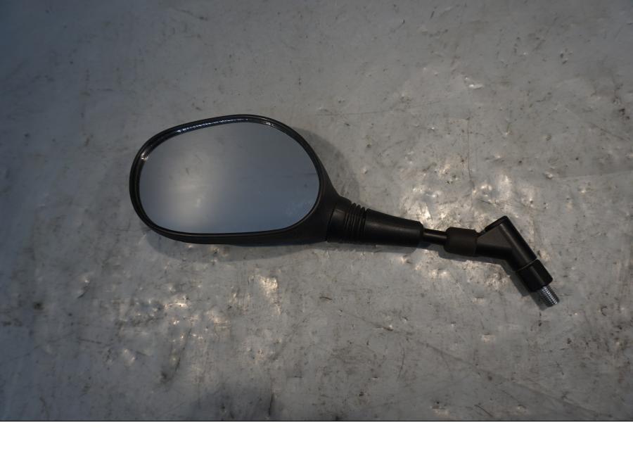 Framsidan på Backspegel från en Yamaha XT 1200 Z -2011 motorcykel.