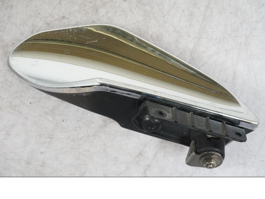 Framsidan på Luftvinge från en BMW K 1600 GTL -2015 motorcykel.