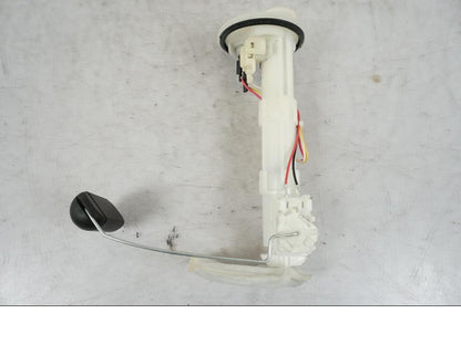 Framsidan på Bensinpump insprut från en Yamaha MT 125 -2017 motorcykel.