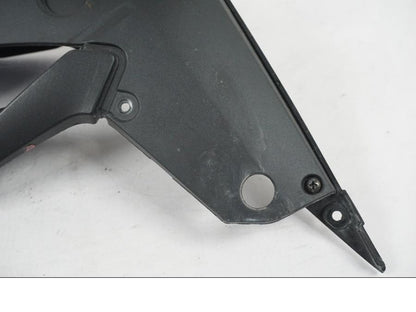 Baksidan på Sidkåpa innerplast från en MV Agusta Dragster -2014 motorcykel.