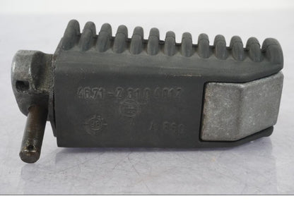 Snett uppifrån på Fotpinne från en BMW R 1100 GS -1998 motorcykel.