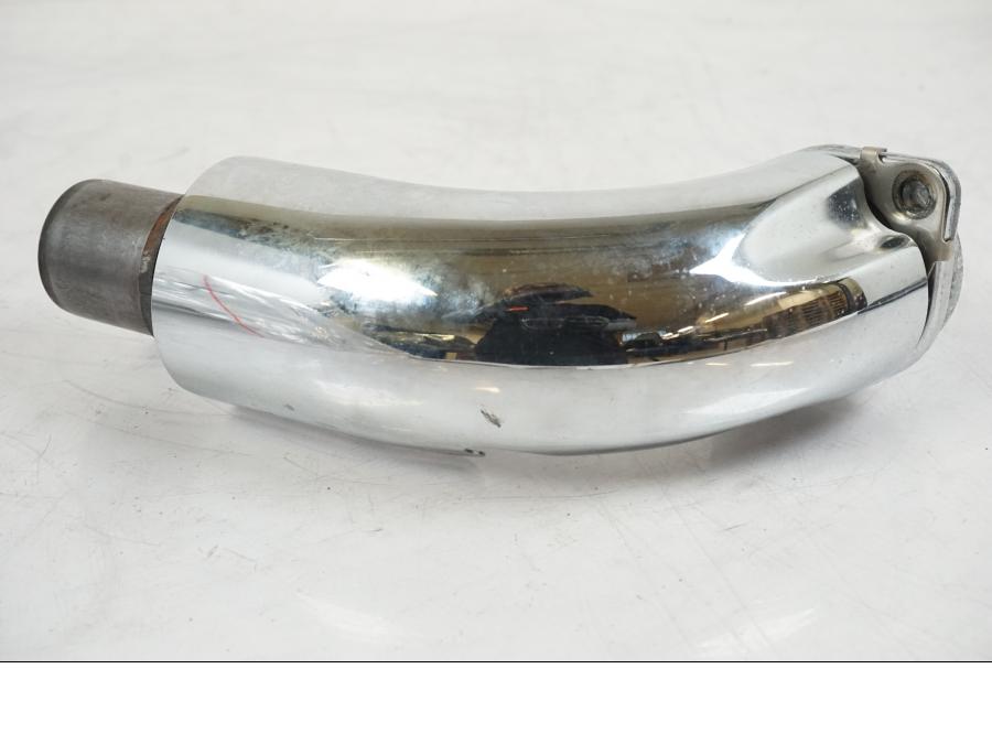 Baksidan på Grenrör från en Suzuki VZR 1800 -2009 motorcykel.