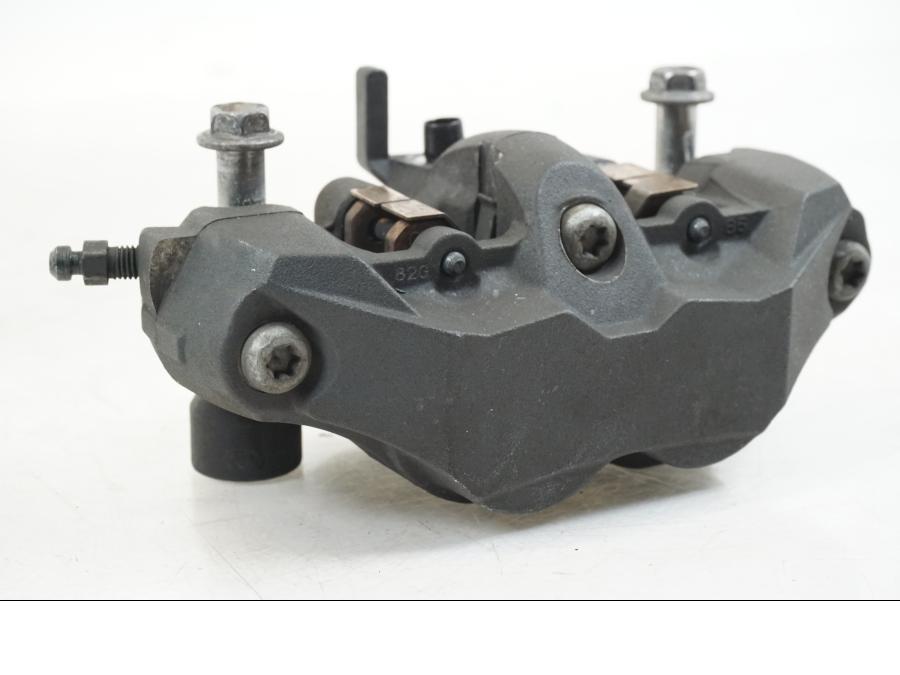 Vänster sida på Bromsok från en Suzuki GSX-R 750 -2008 motorcykel.