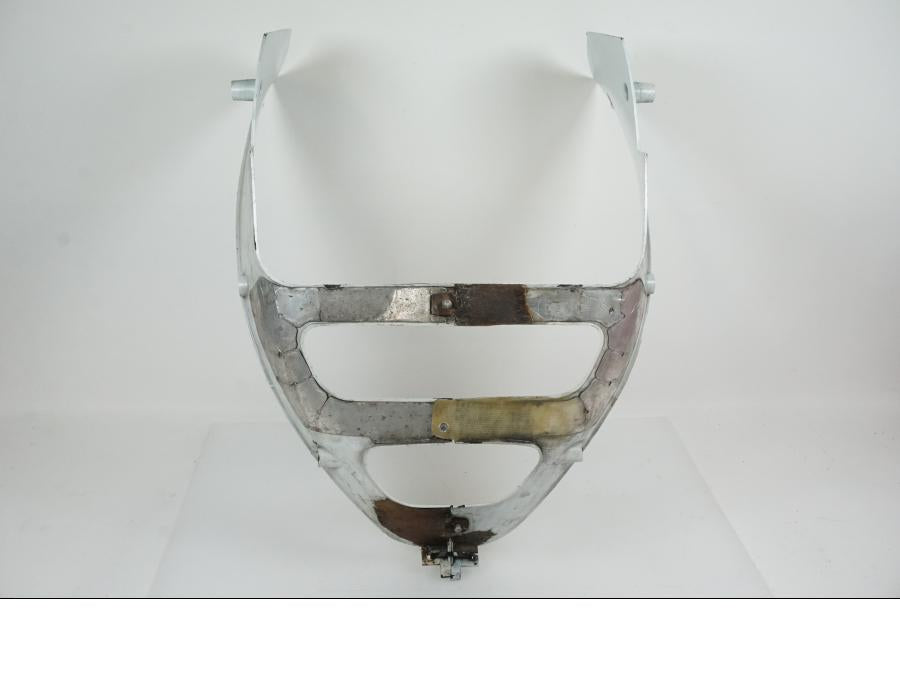 Snett uppifrån på Trekanten från en Honda CBR 1000 F -1989 motorcykel.