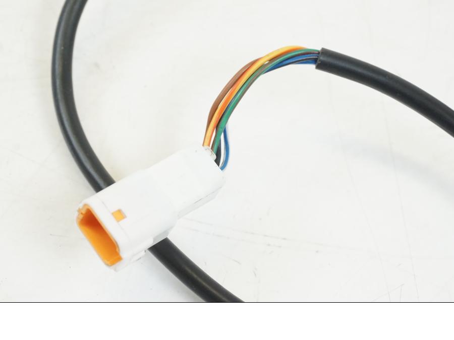 Framsidan på Bromsljuskontakt från en Husqvarna 701 Supermoto -2020 motorcykel.