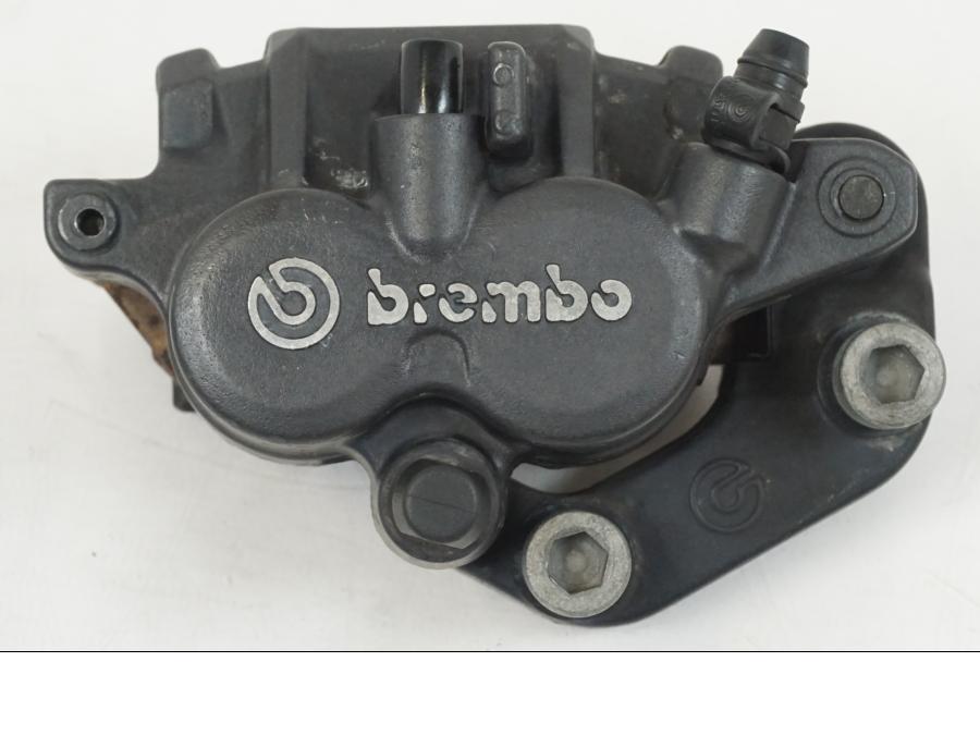 Framsidan på Bromsok från en BMW F 650 CS -2002 motorcykel.