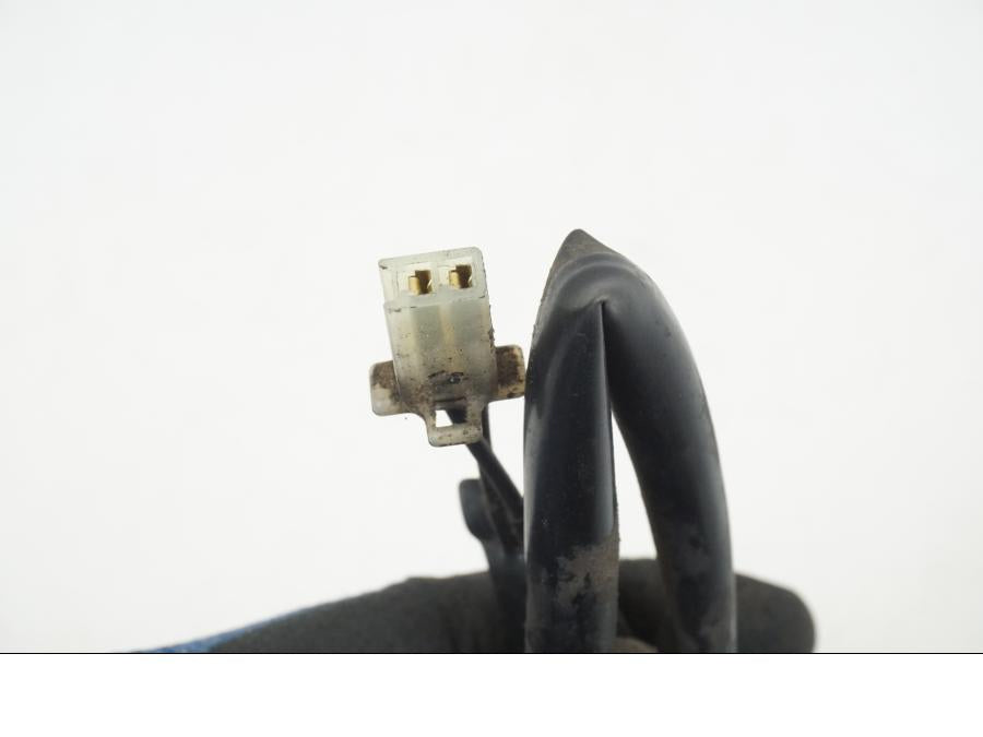 Extrabild3 på Bromsljuskontakt från en Honda CB 750 -2002 motorcykel.