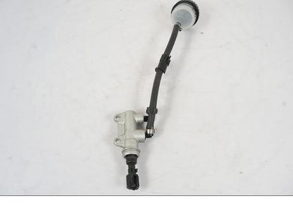 Framsidan på Bromshuvudcylinder från en BMW S 1000 XR -2019 motorcykel.