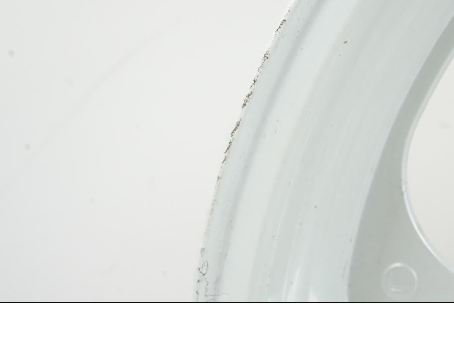 Extrabild5 på Fälg från en Honda CBR 1000 F -1989 motorcykel.