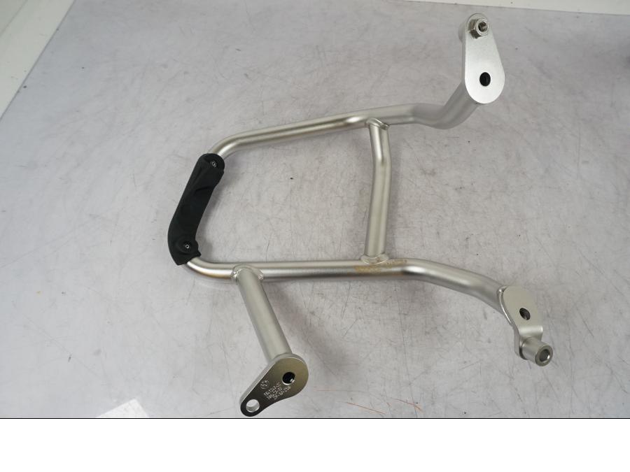 Extrabild4 på Motorskyddsbåge från en BMW R 1250 GSA -2022 motorcykel.