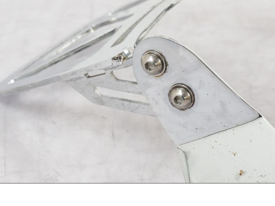 Baksidan på Pakethållare från en Suzuki VL 800 -2002 motorcykel.