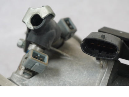 Extrabild5 på Spjällhus från en H-D Sportster 883 XL -2007 motorcykel.