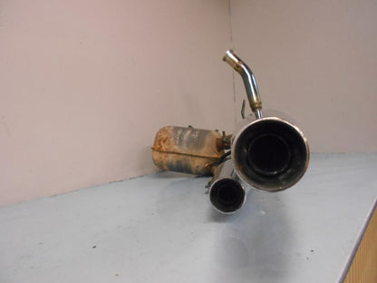 Höger sida på Avgassystem från en Kawasaki VN 1500 -2002 motorcykel.