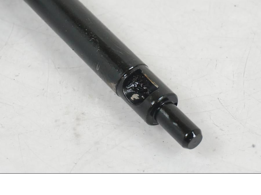 Vänster sida på Kopplingsarm från en Honda CBR 125 R -2006 motorcykel.