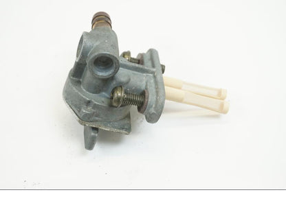 Snett uppifrån på Bensinkran från en Yamaha YZF R6 -1999 motorcykel.