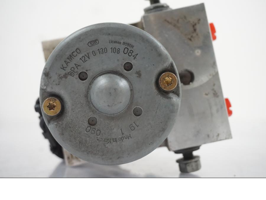 Extrabild3 på ABS Modulator från en BMW F 650 CS -2002 motorcykel.