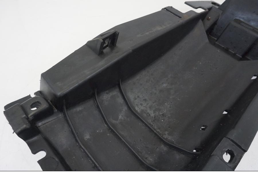 Extrabild2 på Undertail från en Honda NSR 125 -1991 motorcykel.