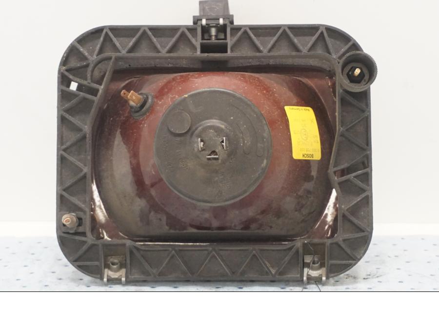 Baksidan på Strålkastare från en BMW F 650 ST -1999 motorcykel.