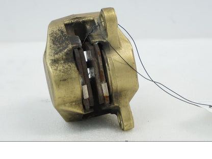 Vänster sida på Bromsok från en Aprilia RSV 1000 -2010 motorcykel.