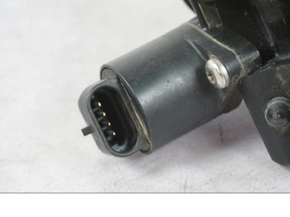 Höger sida på Spjällhus från en BMW R 1200 GSA -2012 motorcykel.