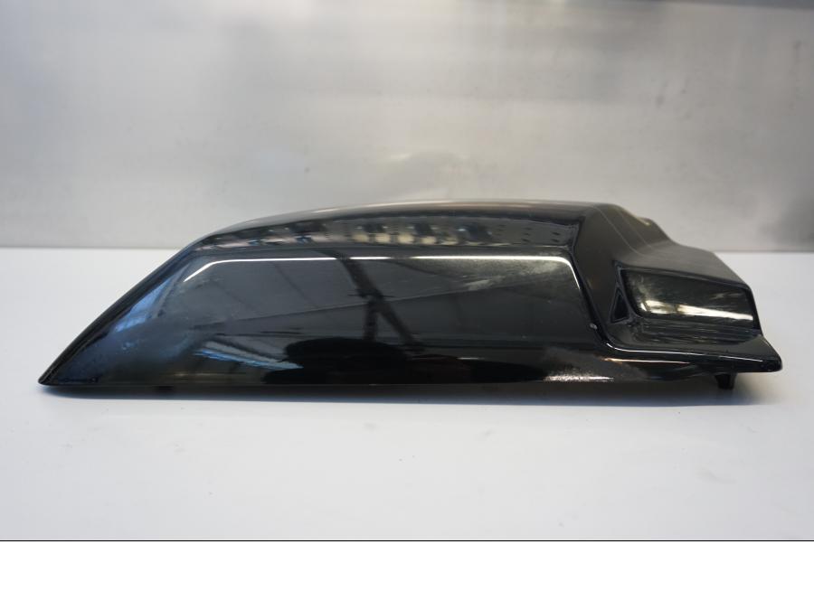 Höger sida på Sidopanel från en H-D Street Glide FLHX -2015 motorcykel.