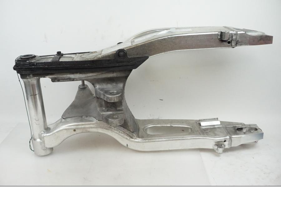 Höger sida på Sving från en Honda CBR 1000 -2005 motorcykel.