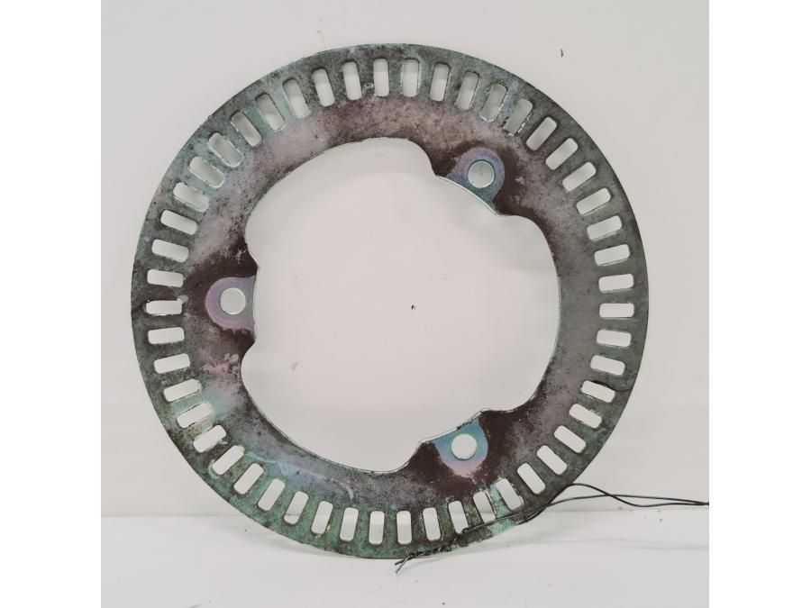 Framsidan på ABS krans från en Suzuki DL 1000 -2016 motorcykel.