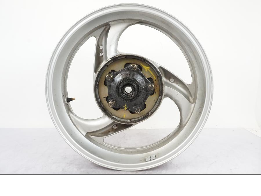 Extrabild1 på Fälg från en Honda NT 650 V -2002 motorcykel.