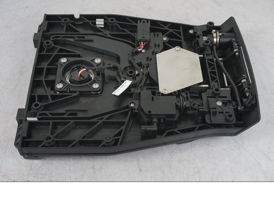 Vänster sida på Topboxfäste från en BMW R 1300 GS -2024 motorcykel.