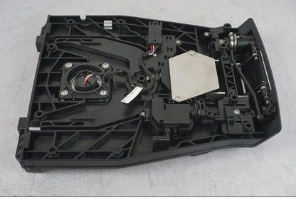 Vänster sida på Topboxfäste från en BMW R 1300 GS -2024 motorcykel.