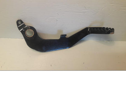 Framsidan på Bromspedal från en BMW G 310 GS -2016 motorcykel.