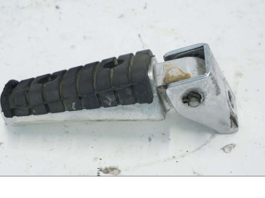 Baksidan på Fotpinne från en Yamaha XV 535 -1995 motorcykel.