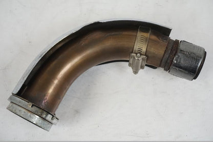 Baksidan på Grenrör från en Suzuki VZR 1800 -2009 motorcykel.