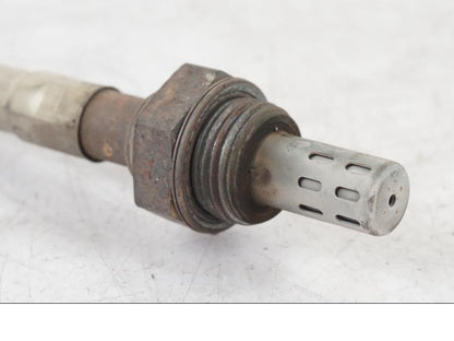 Vänster sida på Lambdasond från en Suzuki GSX-R 600 -2007 motorcykel.