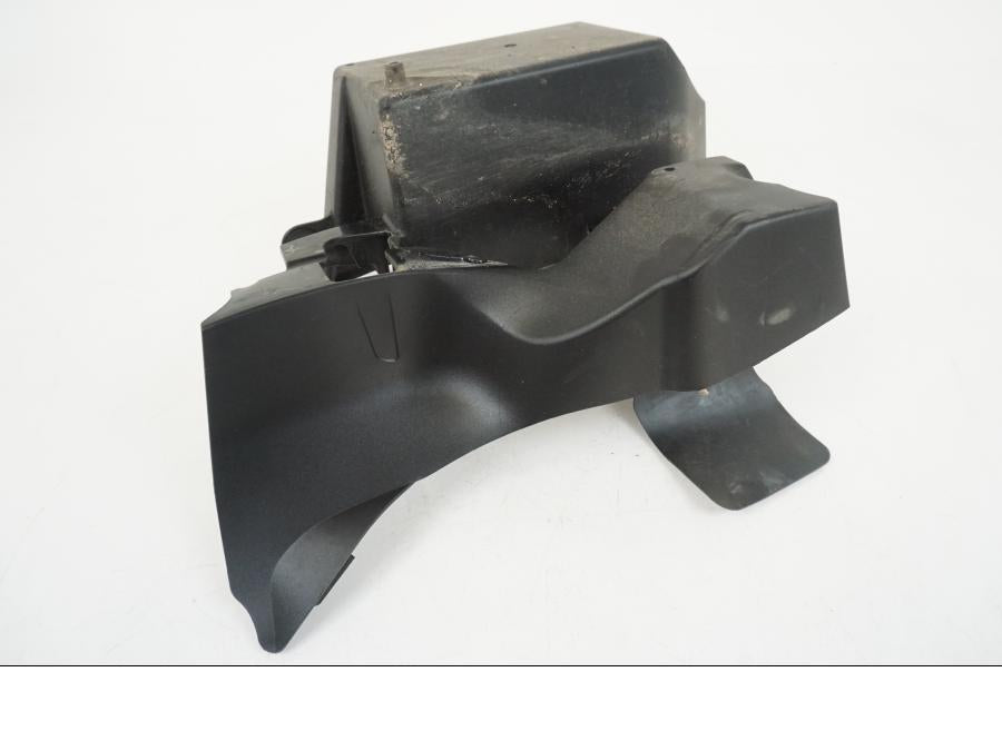 Extrabild2 på Batterihållare från en Kawasaki ER-6F -2016 motorcykel.