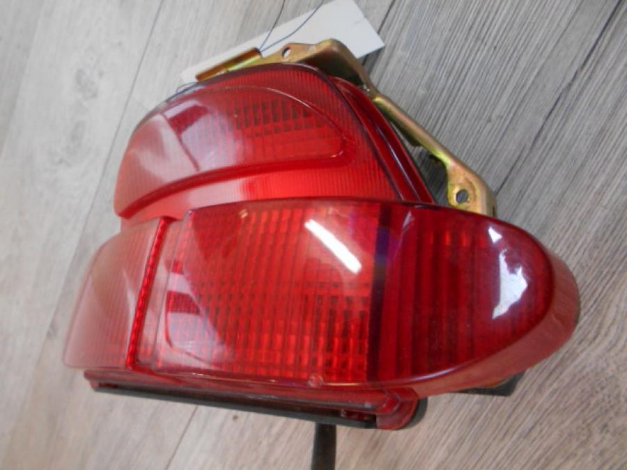 Baksidan på Baklampa från en Honda CBR 900 RR -1999 motorcykel.