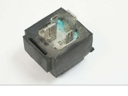 Extrabild1 på Startrelä från en Aprilia RS 125 -2008 motorcykel.