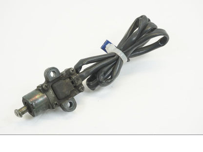 Höger sida på Sidostödsbrytare från en Yamaha YZF 1000 R -1998 motorcykel.