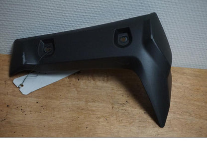 Framsidan på Vattenkylkåpa från en Yamaha FZ-1 N -2006 motorcykel.