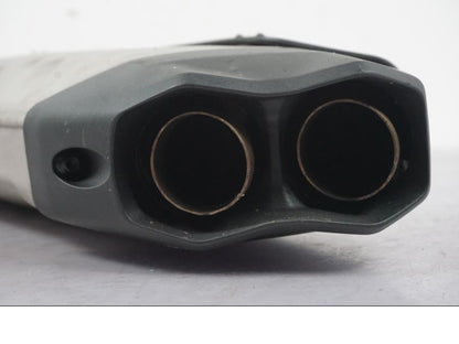 Extrabild4 på Ljuddämpare från en Ducati Multistrada V4 -2024 motorcykel.