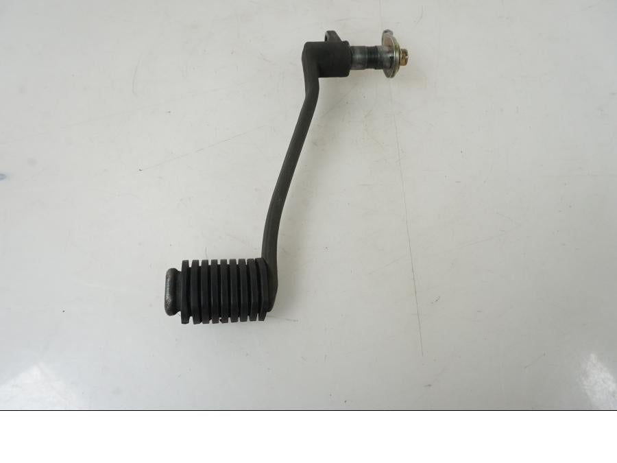 Framsidan på Bromspedal från en Yamaha FZ 750 -1988 motorcykel.