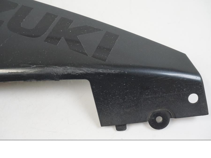 Baksidan på Magkåpa från en Suzuki GSX-R 1000 -2007 motorcykel.