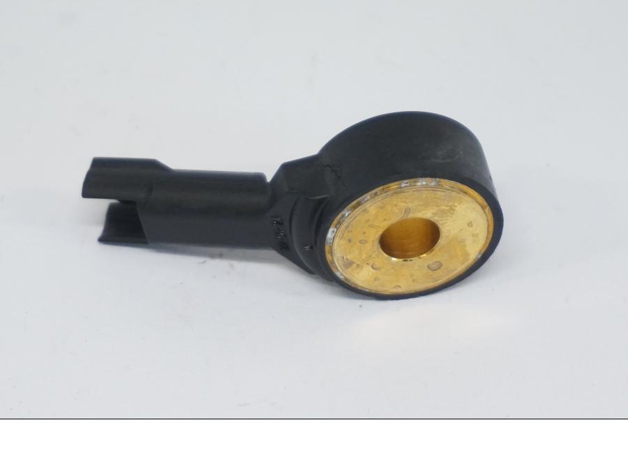 Baksidan på Ping sensor från en BMW R 1250 GS -2022 motorcykel.