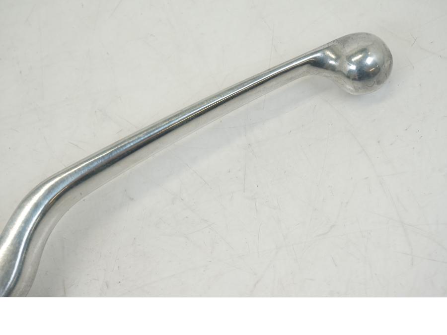 Höger sida på Kopplingsgrepp från en Yamaha XV 1700 -2004 motorcykel.