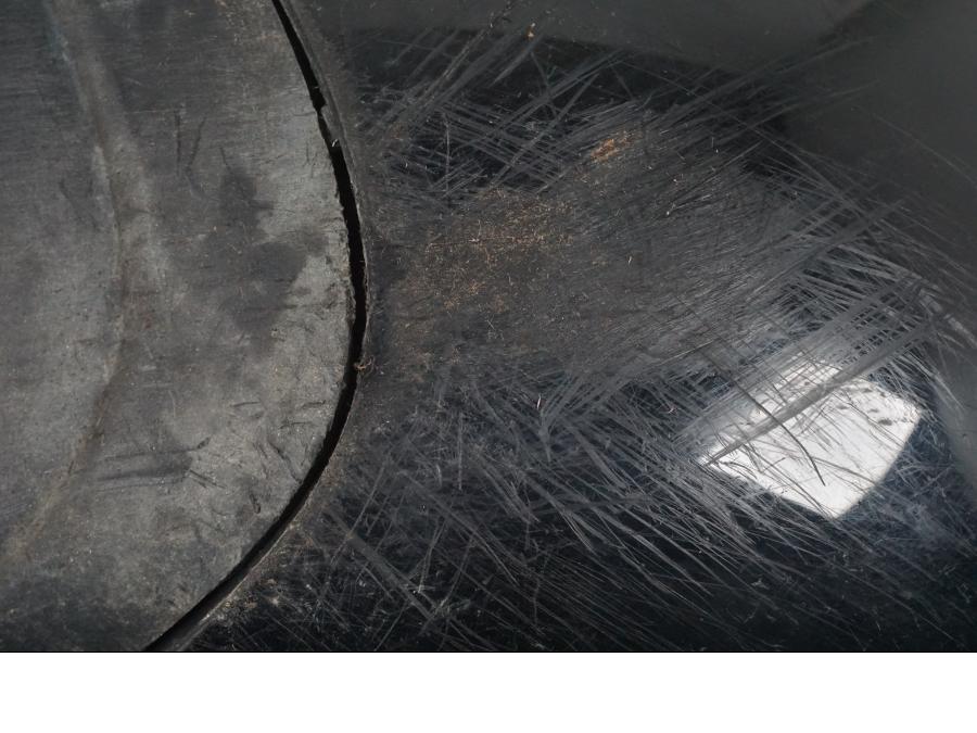 Vänster sida på Sidkåpa från en Buell 1125 R -2008 motorcykel.