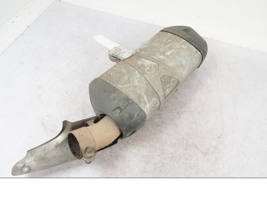 Vänster sida på Ljuddämpare från en BMW R 1200 GSA -2014 motorcykel.