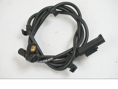 Vänster sida på ABS givare från en KTM 1290 Super Duke R -2015 motorcykel.